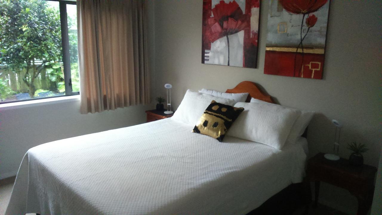 Addsbury House Appartamento Whangamata Esterno foto