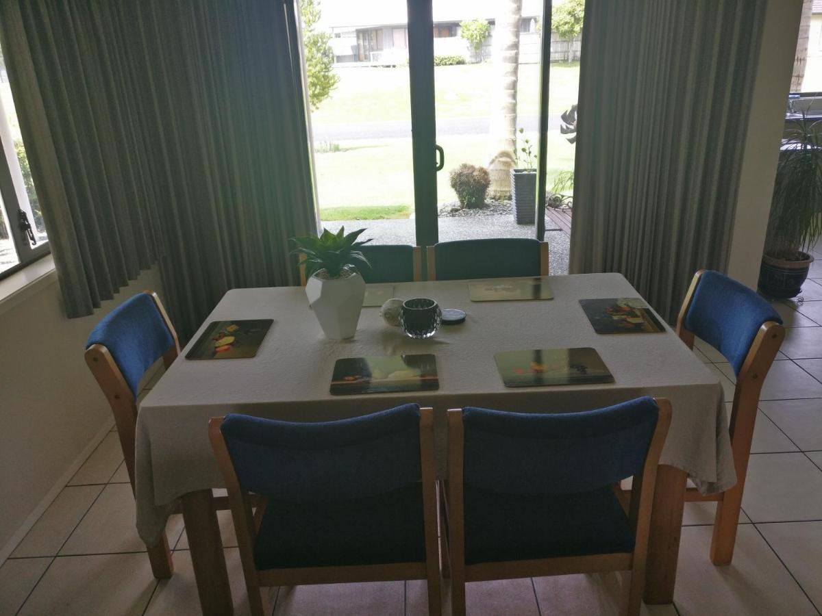 Addsbury House Appartamento Whangamata Esterno foto